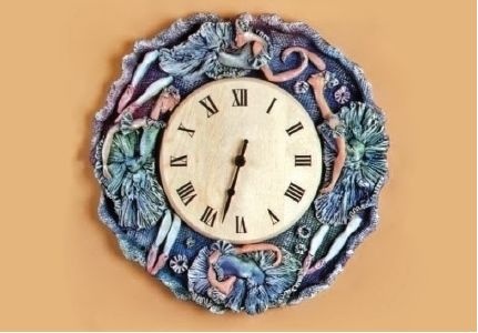 Иллюстрация к книге — Соленое тесто. Поделки, игрушки, сувениры, панно, фоторамки [i_078.jpg]