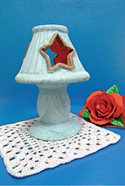 Иллюстрация к книге — Соленое тесто. Поделки, игрушки, сувениры, панно, фоторамки [i_079.jpg]