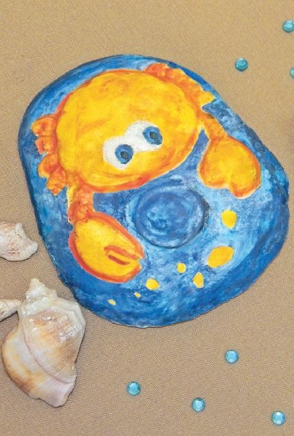 Иллюстрация к книге — Соленое тесто. Поделки, игрушки, сувениры, панно, фоторамки [i_081.jpg]