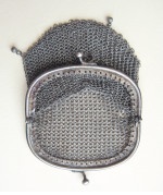 Иллюстрация к книге — Магия металла: декоративные украшения из проволоки [i_004.jpg]