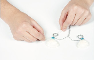 Иллюстрация к книге — Магия металла: декоративные украшения из проволоки [i_036.jpg]