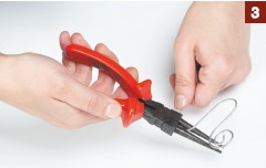 Иллюстрация к книге — Магия металла: декоративные украшения из проволоки [i_061.jpg]