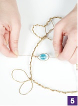 Иллюстрация к книге — Магия металла: декоративные украшения из проволоки [i_088.jpg]