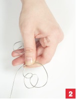 Иллюстрация к книге — Магия металла: декоративные украшения из проволоки [i_123.jpg]