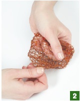 Иллюстрация к книге — Магия металла: декоративные украшения из проволоки [i_183.jpg]