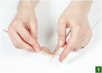 Иллюстрация к книге — Магия металла: декоративные украшения из проволоки [i_187.jpg]