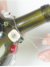 Иллюстрация к книге — Магия металла: декоративные украшения из проволоки [i_198.jpg]