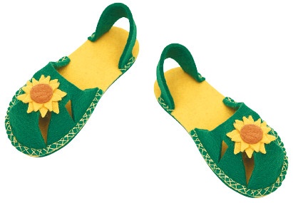 Иллюстрация к книге — Тапочки ручной работы: новые модели для взрослых и детей [i_038.jpg]