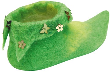 Иллюстрация к книге — Тапочки ручной работы: новые модели для взрослых и детей [i_075.jpg]