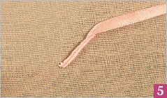 Иллюстрация к книге — Вышивка ленточками: мастер-класс для начинающих мастериц [i_052.jpg]