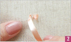 Иллюстрация к книге — Вышивка ленточками: мастер-класс для начинающих мастериц [i_073.jpg]