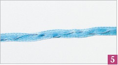 Иллюстрация к книге — Вышивка ленточками: мастер-класс для начинающих мастериц [i_085.jpg]