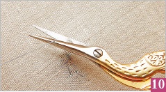 Иллюстрация к книге — Вышивка ленточками: мастер-класс для начинающих мастериц [i_088.jpg]