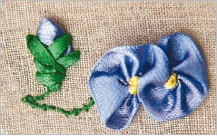 Иллюстрация к книге — Вышивка ленточками: мастер-класс для начинающих мастериц [i_104.jpg]