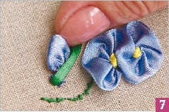 Иллюстрация к книге — Вышивка ленточками: мастер-класс для начинающих мастериц [i_108.jpg]