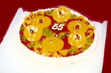 Иллюстрация к книге — Новый век начался с понедельника [i_014.jpg]