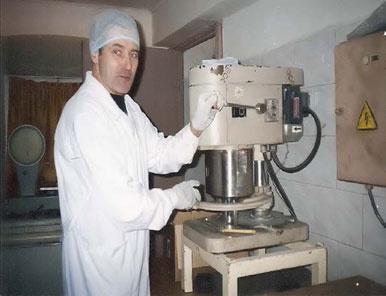 Иллюстрация к книге — Новый век начался с понедельника [i_016.jpg]