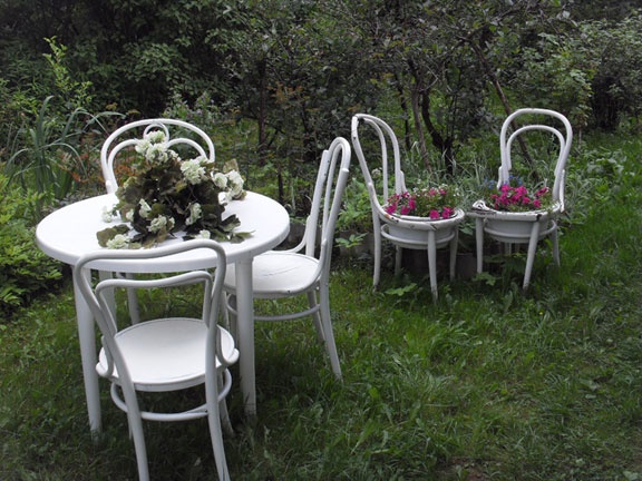 Иллюстрация к книге — Новый век начался с понедельника [i_017.jpg]