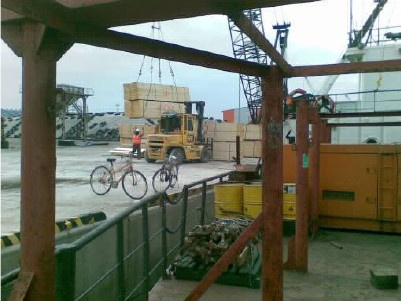 Иллюстрация к книге — Шоу для самого себя – 2 [i_003.jpg]