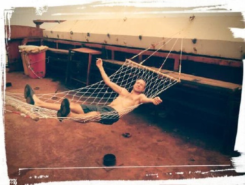 Иллюстрация к книге — Шоу для самого себя – 2 [i_023.jpg]