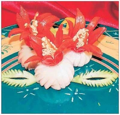 Иллюстрация к книге — Как украсить праздничный стол [i_112.jpg]