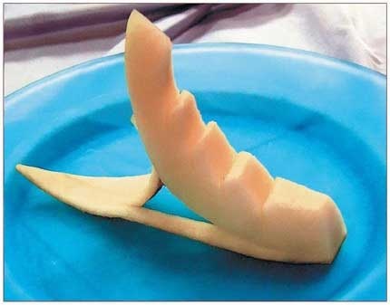 Иллюстрация к книге — Как украсить праздничный стол [i_136.jpg]