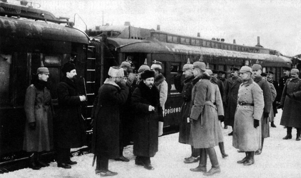 Иллюстрация к книге — Ленин. Самая правдивая биография Ильича [i_016.jpg]