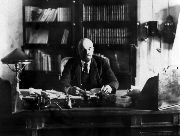 Иллюстрация к книге — Ленин. Самая правдивая биография Ильича [i_020.jpg]