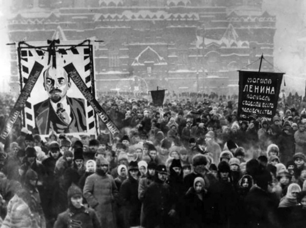 Иллюстрация к книге — Ленин. Самая правдивая биография Ильича [i_025.jpg]