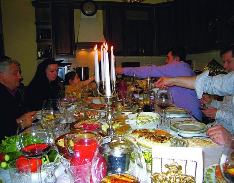 Иллюстрация к книге — Цимус-цимес по-московски и канавински [i_029.jpg]