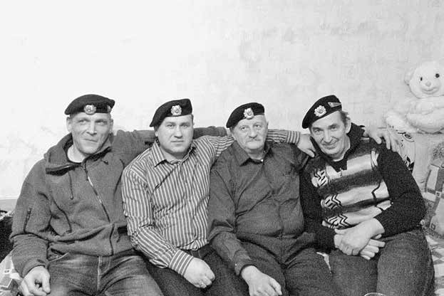 Иллюстрация к книге — Кто кого предал [i_032.jpg]