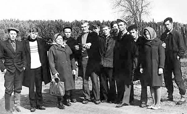 Иллюстрация к книге — С трудом о прошлом, о былом. Очерки о жителях д. Верхние Таволги [i_008.jpg]