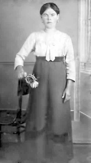 Иллюстрация к книге — С трудом о прошлом, о былом. Очерки о жителях д. Верхние Таволги [i_028.jpg]