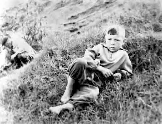 Иллюстрация к книге — С трудом о прошлом, о былом. Очерки о жителях д. Верхние Таволги [i_035.jpg]