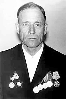 Иллюстрация к книге — С трудом о прошлом, о былом. Очерки о жителях д. Верхние Таволги [i_103.jpg]