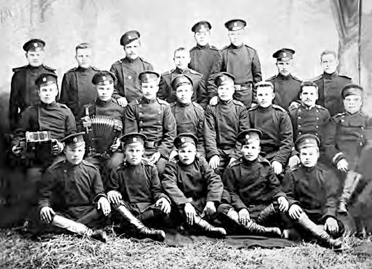 Иллюстрация к книге — С трудом о прошлом, о былом. Очерки о жителях д. Верхние Таволги [i_111.jpg]