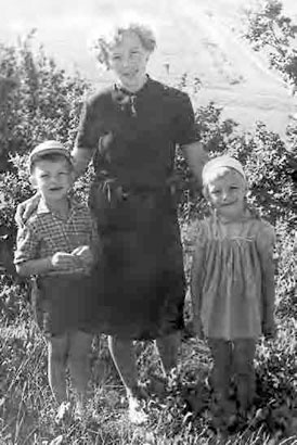 Иллюстрация к книге — С трудом о прошлом, о былом. Очерки о жителях д. Верхние Таволги [i_114.jpg]