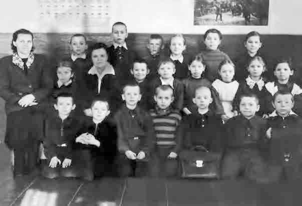 Иллюстрация к книге — С трудом о прошлом, о былом. Очерки о жителях д. Верхние Таволги [i_119.jpg]