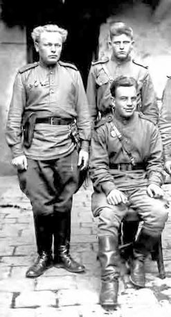 Иллюстрация к книге — С трудом о прошлом, о былом. Очерки о жителях д. Верхние Таволги [i_139.jpg]