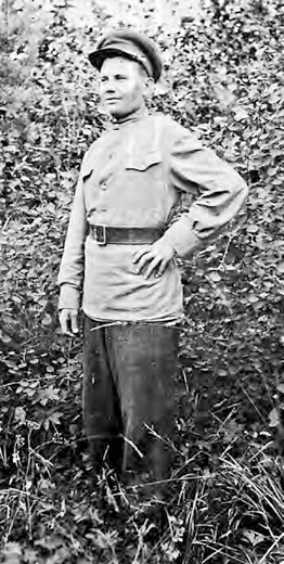 Иллюстрация к книге — С трудом о прошлом, о былом. Очерки о жителях д. Верхние Таволги [i_148.jpg]