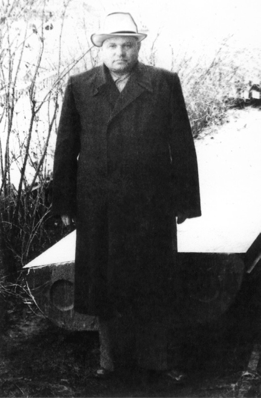 Иллюстрация к книге — Солнце над лесом (сборник) [i_028.jpg]