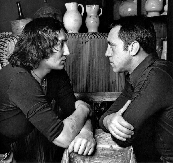 Иллюстрация к книге — «Всё не так, ребята…» Владимир Высоцкий в воспоминаниях друзей и коллег [i_047.jpg]