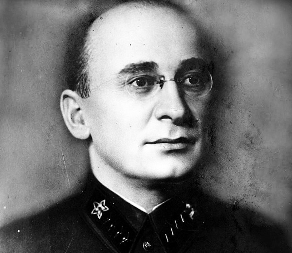 Иллюстрация к книге — Капитан госбезопасности. В марте сорокового [i_007.jpg]