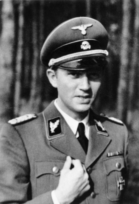 Иллюстрация к книге — Капитан госбезопасности. Линия Маннергейма [i_002.jpg]