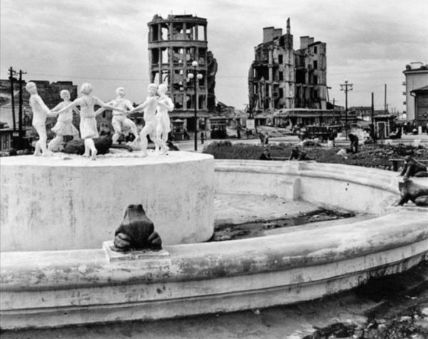 Иллюстрация к книге — Русский дневник [i_037.jpg]