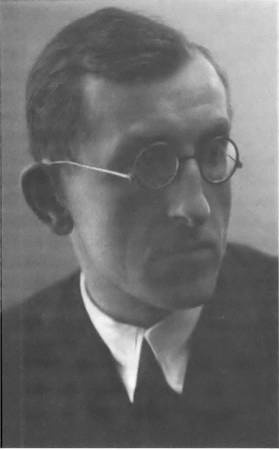 Иллюстрация к книге — Витрины великого эксперимента. Культурная дипломатия Советского Союза и его западные гости. 1921-1941 годы [i_003.jpg]