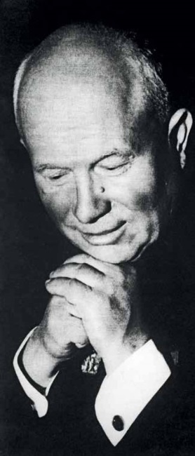 Иллюстрация к книге — Первый секретарь ЦК КПСС Никита Сергеевич Хрущёв [i_002.jpg]