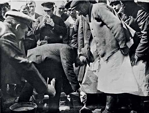 Иллюстрация к книге — Председатель Совета народных комиссаров Владимир Ильич Ленин [i_025.jpg]