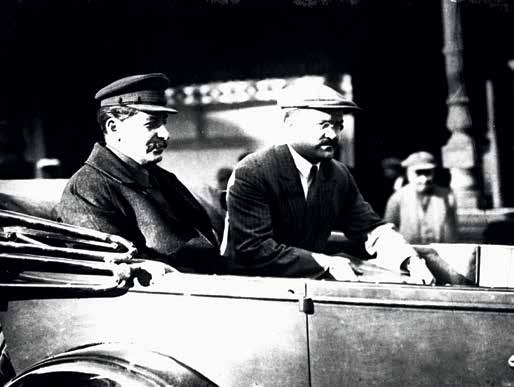 Иллюстрация к книге — Генеральный секретарь ЦК ВКП(б) Иосиф Виссарионович Сталин [i_022.jpg]