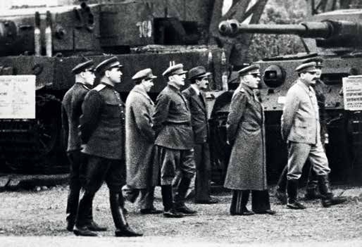 Иллюстрация к книге — Генеральный секретарь ЦК ВКП(б) Иосиф Виссарионович Сталин [i_048.jpg]